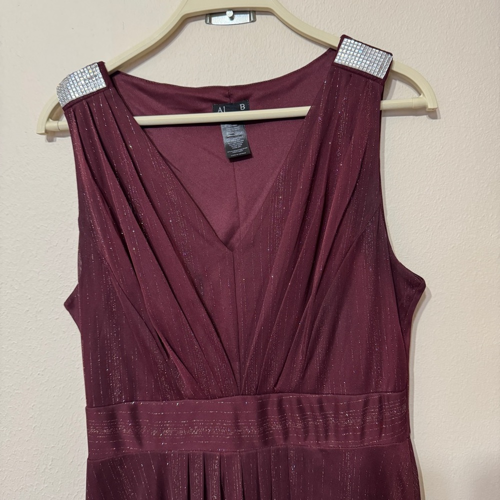 Alexa B Nites Women Burgundy Glittery Sleeveless Maxi Dress Size 6 V-Neck Lined